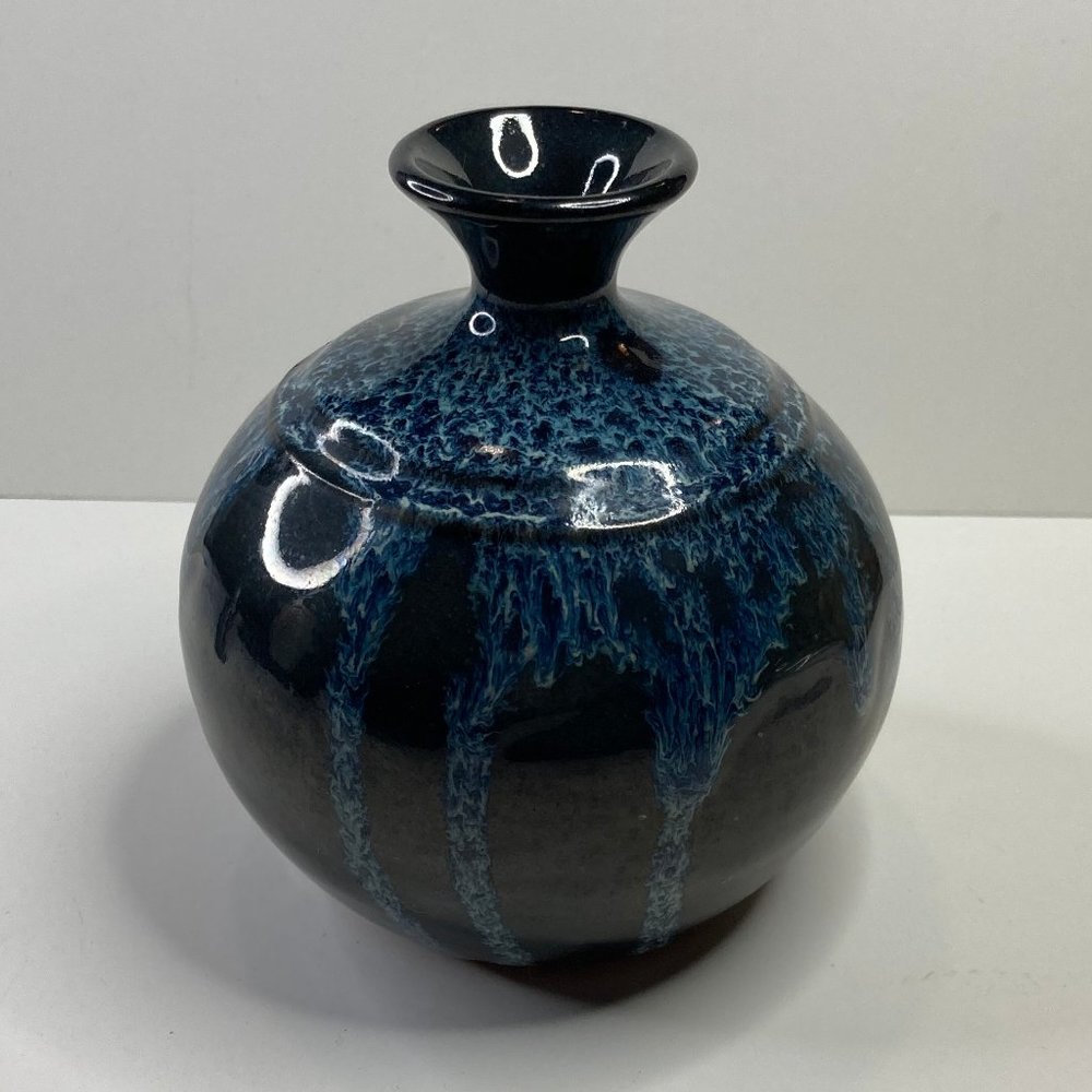Vintage Born/Polly Boulder, Co Blue Art Studio Pottery Vase
